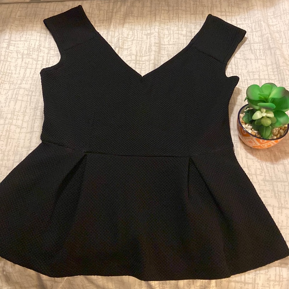 H&M Black Top NWT
